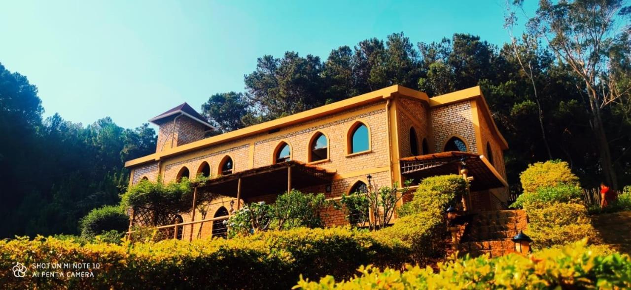 Le Chateau Du Lac De Mantasoa Exterior foto